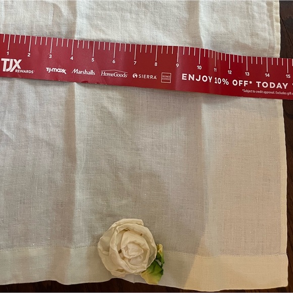 Light Green Hand Towel with Flower - Picture 4 of 5